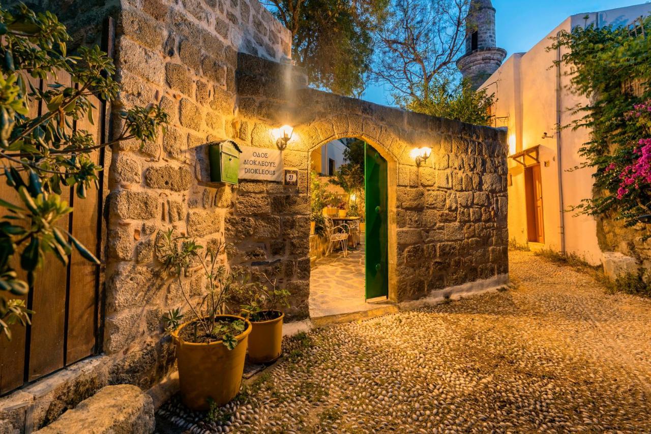 Secret Garden - Old Town Διαμέρισμα Rhodes City Εξωτερικό φωτογραφία