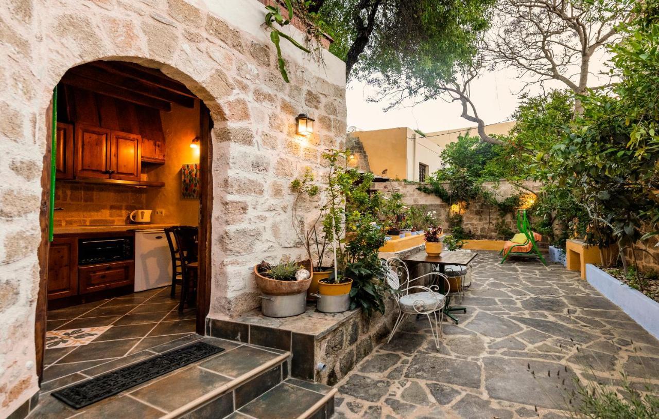 Secret Garden - Old Town Διαμέρισμα Rhodes City Εξωτερικό φωτογραφία